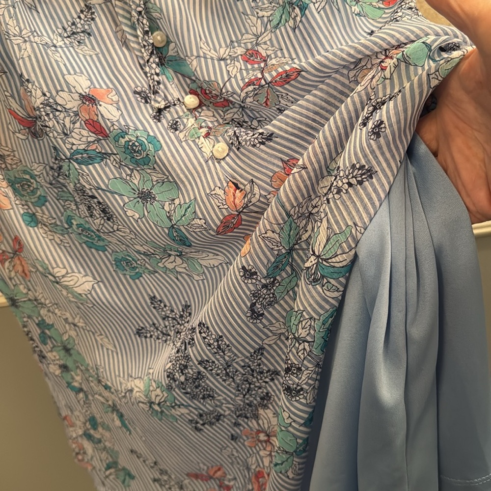 Two Women's Floral Sleeveless Tops Size L NWT & NWOT - Picture 8 of 12